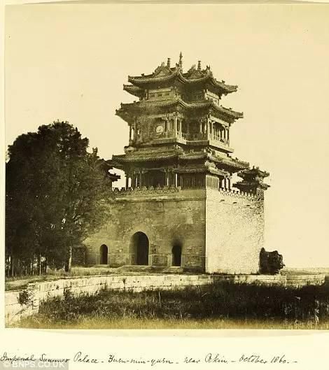 圆明园照片怎变作了颐和园？