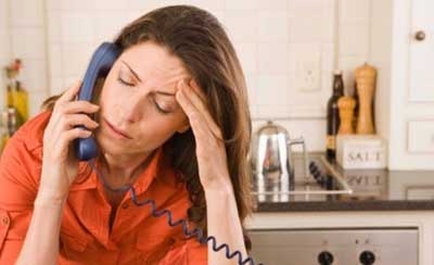 女子打911订鸡翅被拘