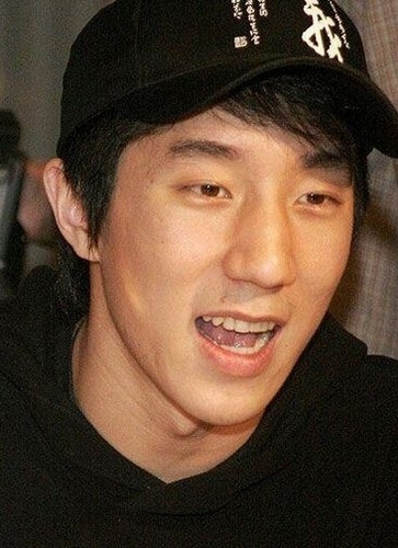 汪小菲被赞帅 明星私下啥样子？看看酒店服务员大爆料