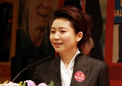 汪小菲被赞帅 明星私下啥样子？看看酒店服务员大爆料