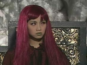 复出之后的光景就大不如前了，在捧钟嘉欣的《搜神传》里，她演了一个千年蛇妖。很多电视剧如《少年四大名捕》、《凤凰四重奏》、《读心神探》里都有她，但是更多的时候只是做了别人的陪衬。