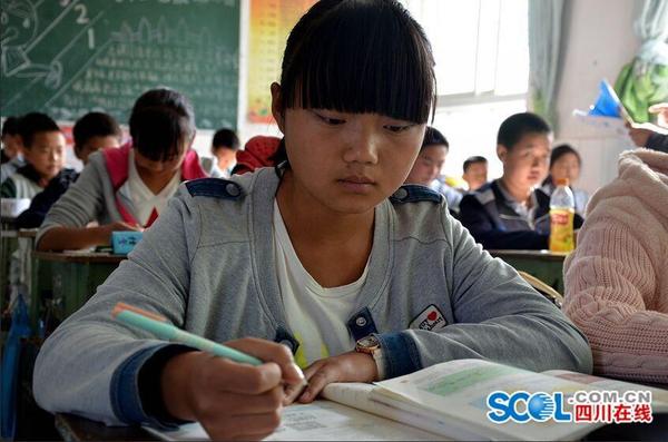 女孩患怪症随时可能突然睡着 最多1天昏睡3次1