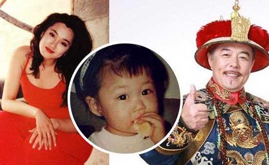 张铁林现身拍卖会