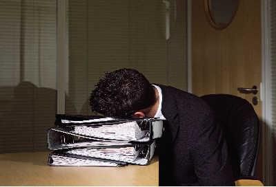 休息日加班被解聘 劳动者索赔遭拒获法院支持