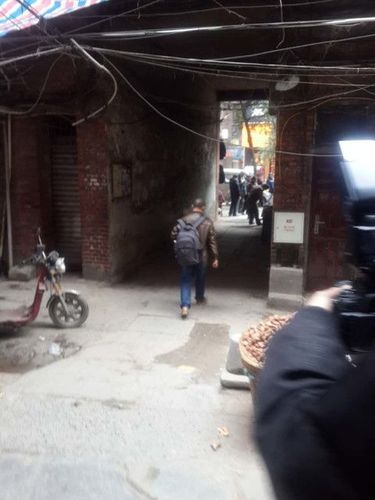 林尊荣四处寻找黄洋家人