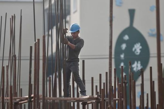 教育部拟推多?；?一个小区对应多所小学