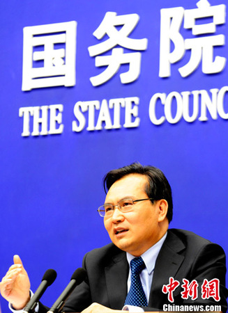 　资料图：国家统计局新闻发言人盛来运。中新社发 张勤 摄