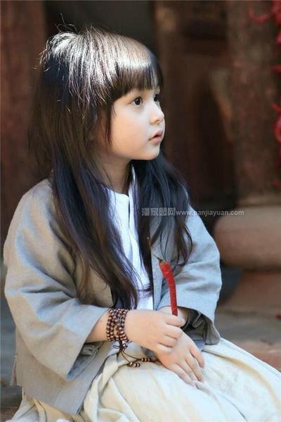 小芈月席卷文玩圈 萌娃也爱玩手串！