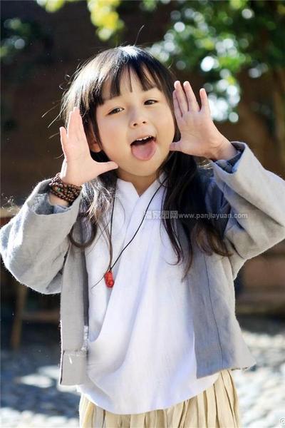 小芈月席卷文玩圈 萌娃也爱玩手串！