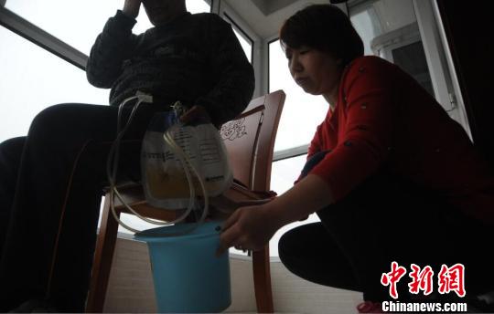 山西一医院治骨折致老人失生殖器14个月仍未解决