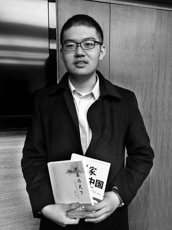 17岁高三男生40万字宋史出版曾出版30万字汉史