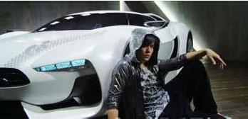 周杰伦年入近亿元