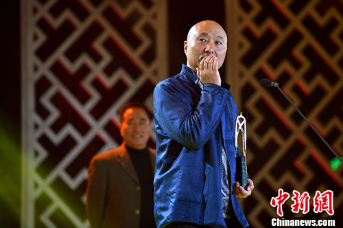 陈佩斯在“2015中华文化人物”颁授典礼现场。<a target='_blank' href='http://www.chinanews.com/' >中新网</a>记者 金硕 摄