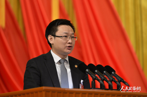 160107潘金峰大会发言张传东摄 (4)_副本