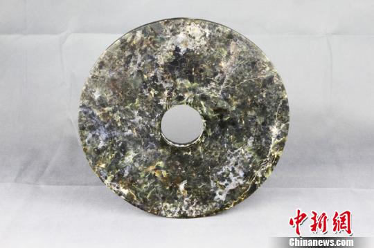 刻纹玉璧?！∧暇┎┪镌汗┩?摄