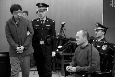 3枪手同一考点替考落网 枪手：想考研前练练手