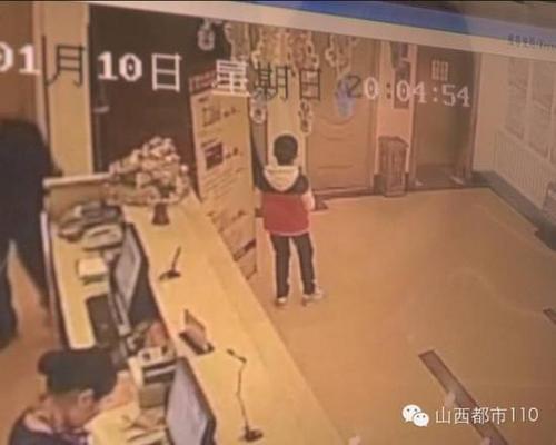 男子欲分期付款包养情人 遭女方暴打拍裸照(图)