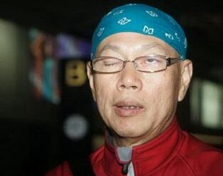 罗家英遭网友诅咒该死的人不死 揭秘罗家英个人资料罗家英遭炮轰竟是因为这(图3)