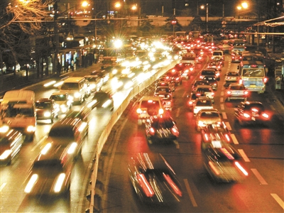 北京副市长:供暖季机动车单双号限行正研究中