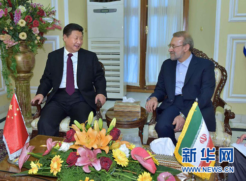 1月23日，国家主席习近平在德黑兰会见伊朗伊斯兰议会议长拉里贾尼。 新华社记者李涛摄