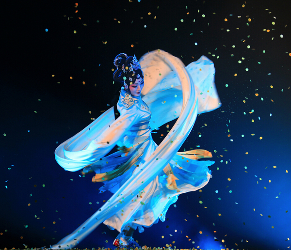 肖迪在《嫦娥奔月》中的剧照