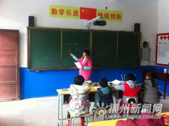 乡村女教师26年坚守“单人?！?全校仅剩5名学生