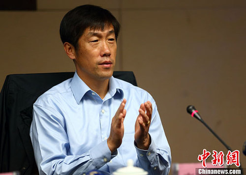 高洪波再掌国足身份似救火队员足协选帅仍继续