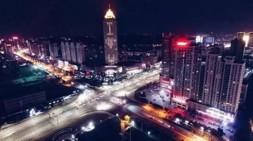 84岁老人包下整楼示爱老伴3