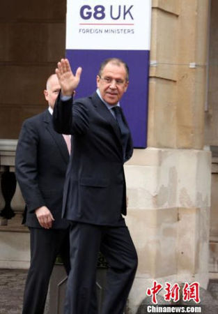 拉夫罗夫。