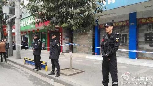 现场警戒（图据邛崃宣传部官方微博）