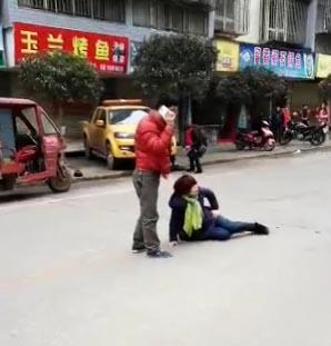 四川发生离奇车祸2