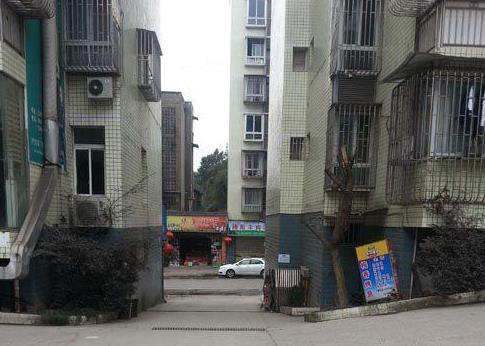 四川发生离奇车祸3