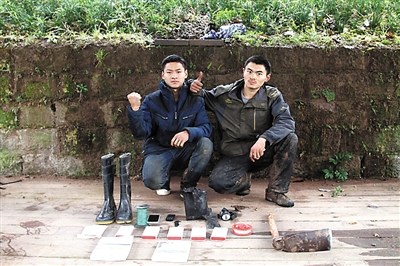 7天后两人挑战成功。记者 敖一航 摄