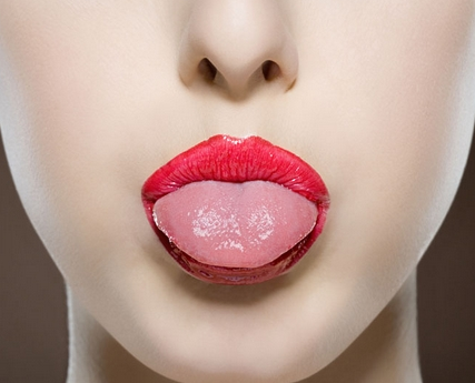 咬到舌头真的是该吃肉了吗？