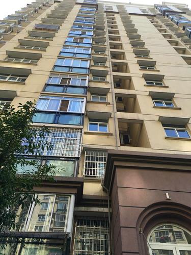 武汉15岁学霸女孩跳18楼身亡 调考离目标差几分