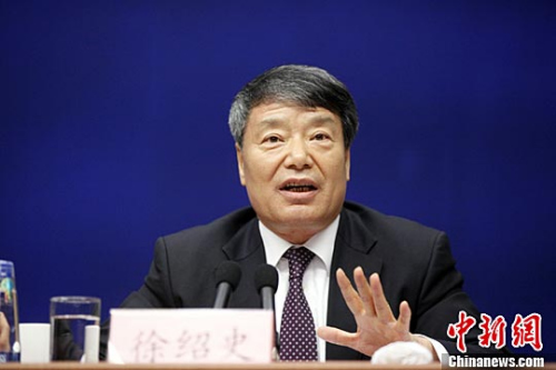 2月3日，国务院新闻办公室举行2015年经济社会发展情况新闻发布会。国家发展改革委主任徐绍史在介绍相关情况。<a target='_blank' href='http://www.chinanews.com/'>中新社</a>记者 杨可佳 摄