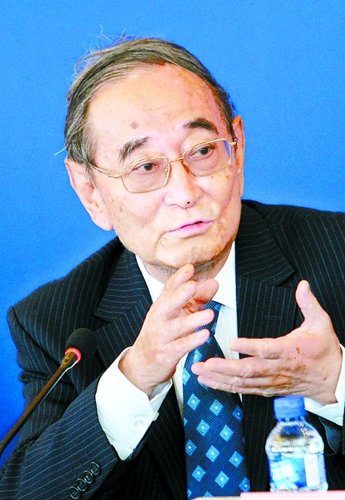 厉以宁 资料图片