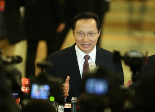 农业部部长韩长赋接受记者采访1 农业部部长韩长赋接受记者采访1