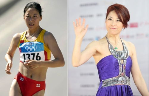 新华社照片，北京，2016年3月7日
    （体育·专题）（7）女汉子和女神：只是一件礼服的距离
    她们是女汉子，在赛场上纵横驰骋；她们也是女神，在舞台上妩媚摇曳。对于她们来说，女汉子和女神之间也许只是一件礼服的距离。2016年三·八妇女节来临之际，我们用一组图片展示赛场上那些女汉子变女神的各自风采。
    左图：2004年8月23日，中国选手王丽萍在雅典奥运会女子20公里竞走比赛中。
    右图：2013年1月19日，王丽萍出席“2012CCTV体坛风云人物年度评选”颁奖典礼。
    新华社发
    
