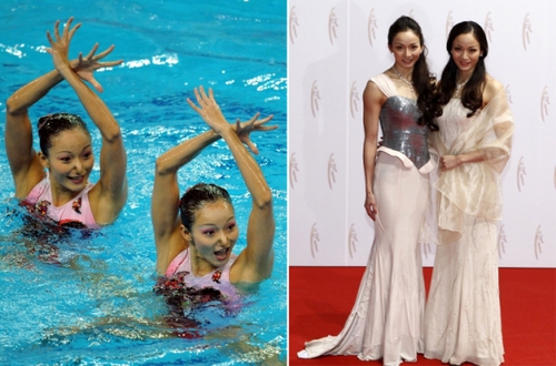 新华社照片，北京，2016年3月7日
    （体育·专题）（11）女汉子和女神：只是一件礼服的距离
    她们是女汉子，在赛场上纵横驰骋；她们也是女神，在舞台上妩媚摇曳。对于她们来说，女汉子和女神之间也许只是一件礼服的距离。2016年三·八妇女节来临之际，我们用一组图片展示赛场上那些女汉子变女神的各自风采。
    左图：2009年10月17日，四川队选手蒋婷婷/蒋文文在第十一届全国运动会花样游泳双人技术自选比赛中。
   右图：2012年1月15日，蒋婷婷/蒋文文出席“2011CCTV体坛风云人物年度评选”颁奖典礼。
    新华社发
    