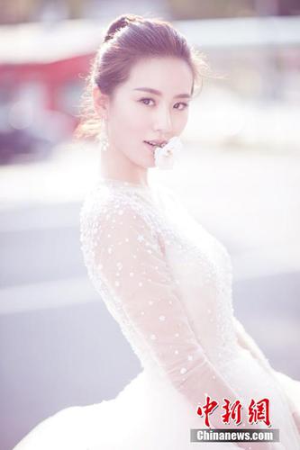 吴奇隆刘诗诗婚纱照首曝光 美轮美奂