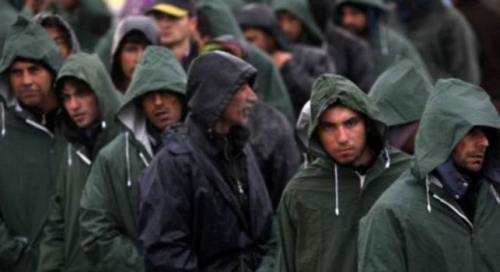 马其顿封锁巴尔干北上通道1.3万名难民滞留（图）