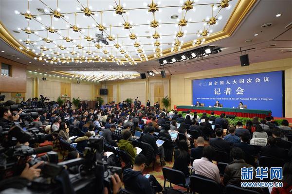 环保部长陈吉宁答记者问2