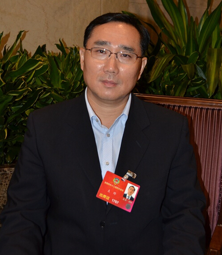 左晔委员 左晔委员