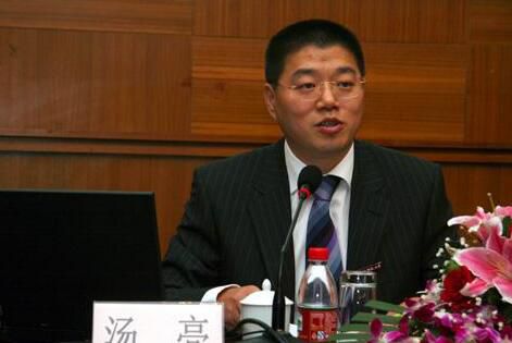 汤亮委员 资料图片