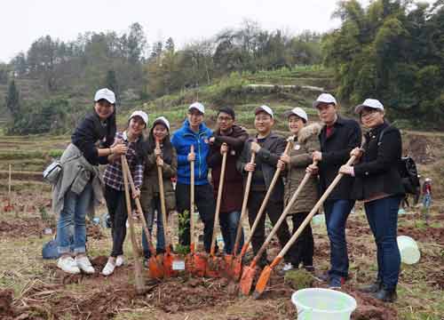 点击图片进入下一页