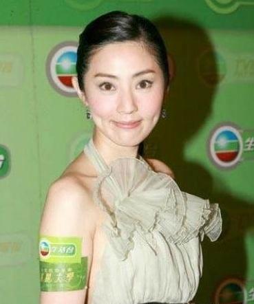 台媒盘点大陆白富美女富豪：身价上亿还单身(图)