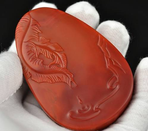 南红玛瑙柿子红的收藏价值