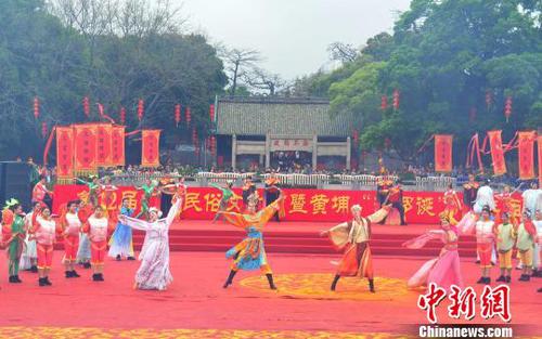 广州千年庙会现四大水神同贺“南海神诞”