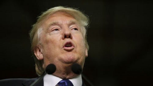 特朗普声势看涨引发反对者群起示威美警方介入